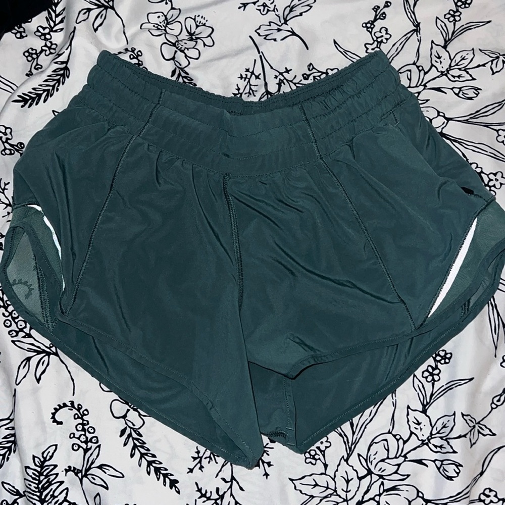 lululemon hotty hots 2.5”